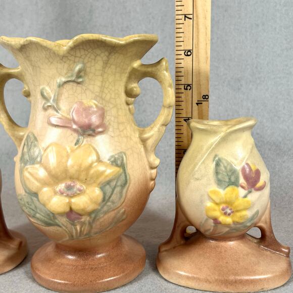 Vintage Hull Art Pottery Magnolia Vase & Candlestick Holders Set - Picture 8 of 13